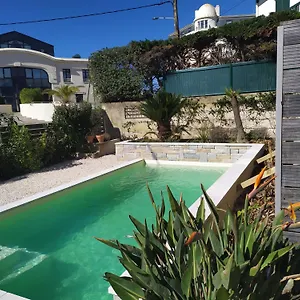 La Maison De La Cote Bed & Breakfast
